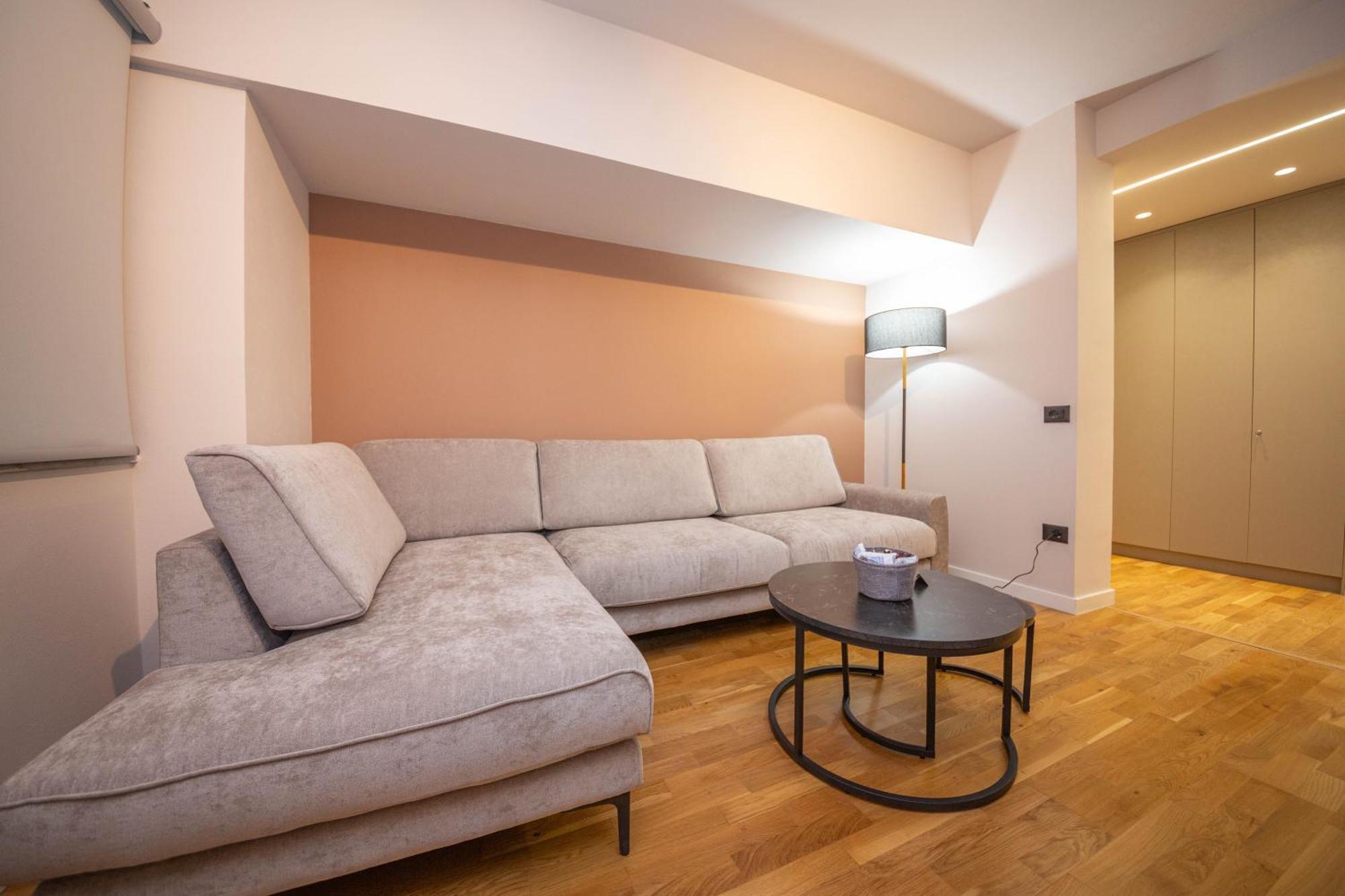 Blloku Unique Apartments 2 Tirana Zewnętrze zdjęcie